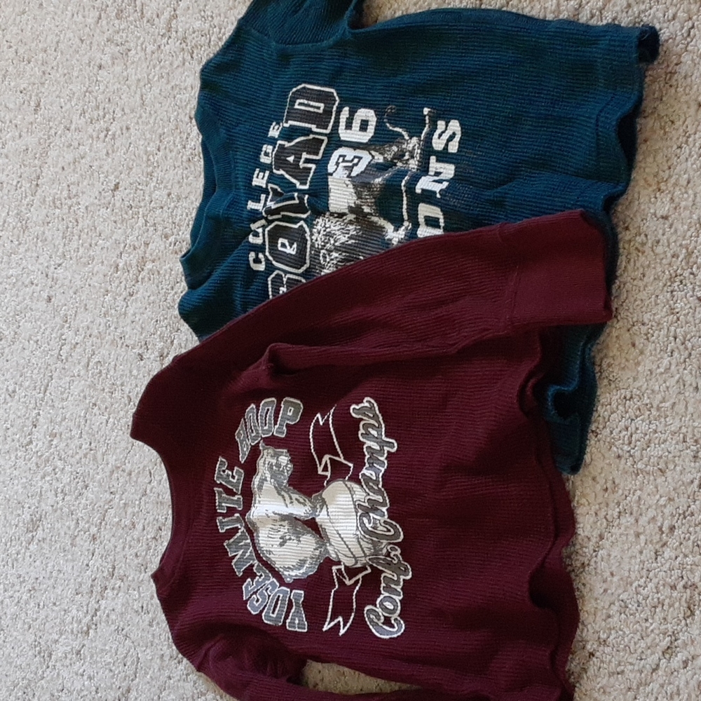 Set of 2 boys thermal shirts size XS 4
